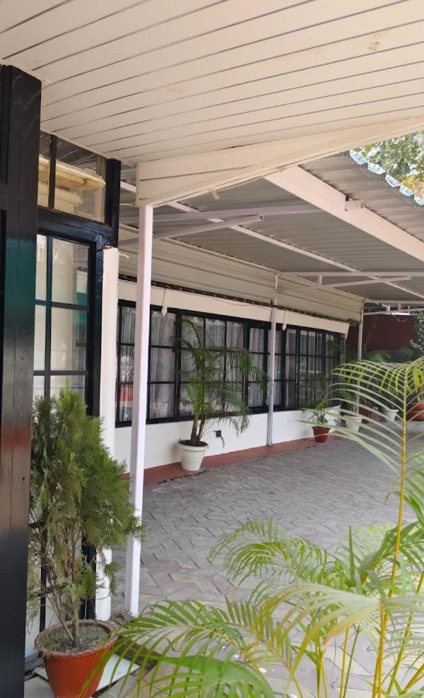 Hotel Urban Cottage Γουβαχάτι Εξωτερικό φωτογραφία